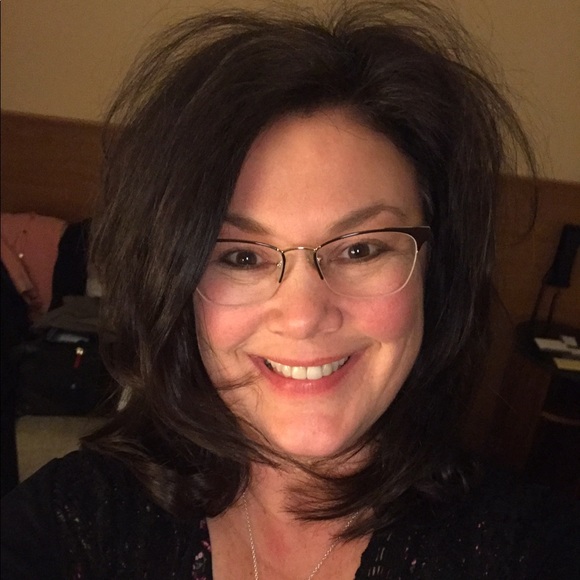 Meet your Posher, Elizabeth - Picture 1 of 1